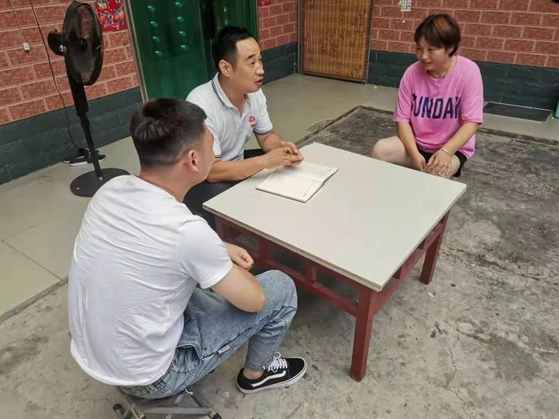 博農(nóng)乳業(yè)黨支部扎實開展“入戶訪民情、我來辦實事”活動